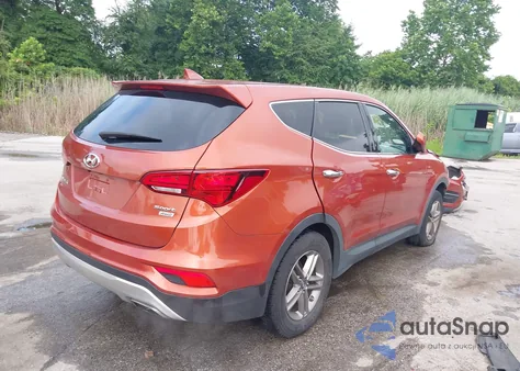 2017 Hyundai Santa Fe Sport 2.4L z USA, uszkodzony, nr VIN 5XYZTDLB6HG451345